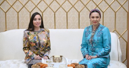 Leyla Əliyeva Türkmənistanda səfərdədir - FOTO
