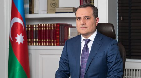 Ceyhun Bayramov Cenevrəyə gedib