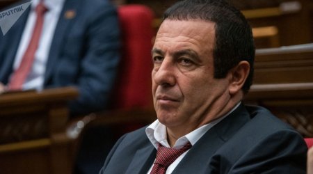 Erməni partiya sədri: “Millətə xəyanət edən asılmalıdır”