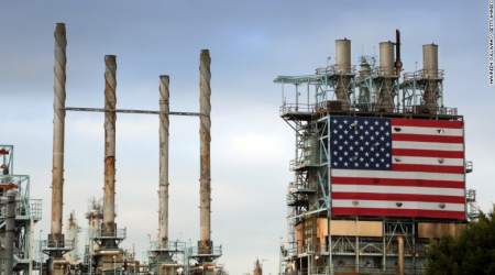 ABŞ-ın neft ehtiyatları 490 mln barelə yaxınlaşır