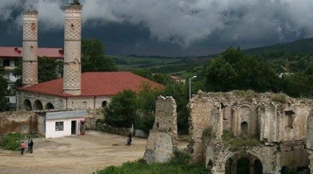 Şuşa minalardan təmizlənir