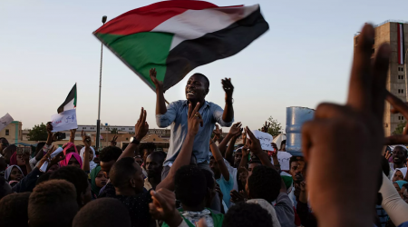 ABŞ Sudanı terroru dəstəkləyən ölkələrin siyahısından çıxarır