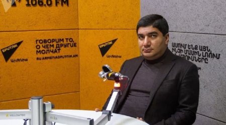 Paşinyan Ermənistana 38 milyard dollar ziyan vurmaqda günahlandırılır