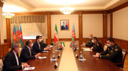 Azərbaycan və İran hərbi əməkdaşlığı müzakirə edildi