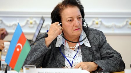 Elmira Süleymanovaya “Vətənə xidmətə görə” ordeni təqdim edildi