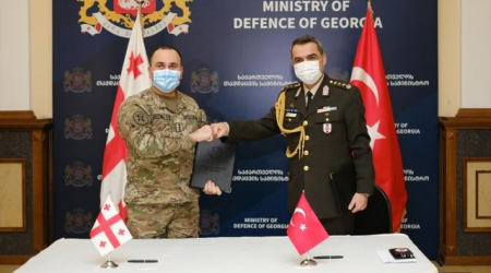 Türkiyədən Gürcüstan ordusuna hərbi avadanlıq dəstəyi