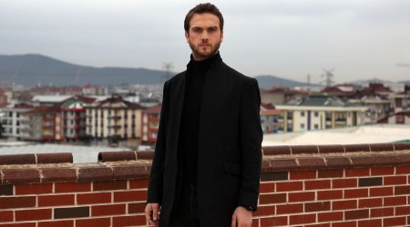 Nəsiminin “Sığmazam”ı \