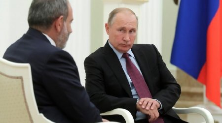 Putin Paşinyanla Ermənistandakı vəziyyəti müzakirə etdi