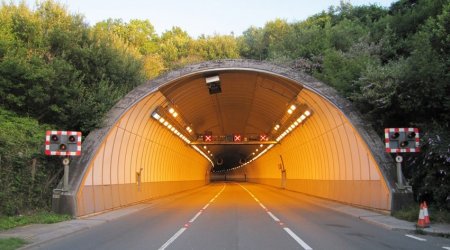 900 il yaşı olan məxfi tunel aşkarlandı - FOTO
