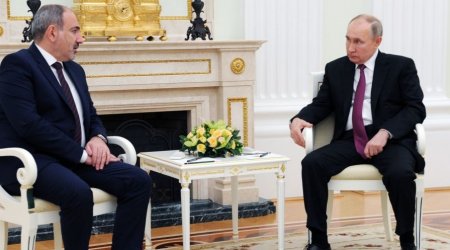 Paşinyanla Putin arasında görüş Moskvada başladı