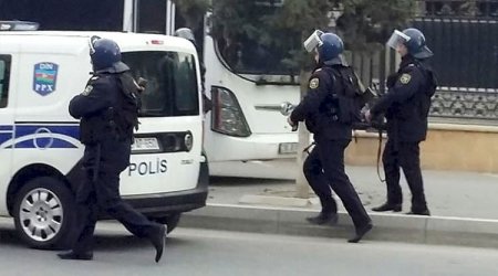 Polis Bakıda əməliyyat keçirdi - Saxlanılanlar var        