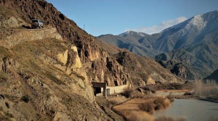 “Meğri dəhlizi” adlı termin yoxdur, sadəcə oradan dəmir yolu keçəcək - Stepan Melkonyan