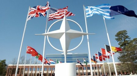 NATO Rusiyanın qulağının dibində - MÜHARİBƏ İMİTASİYASI 