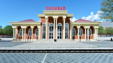 Ordubad dəmir yolu stansiyası yenidən qurulur – Prezident görülən işlərlə tanış oldu