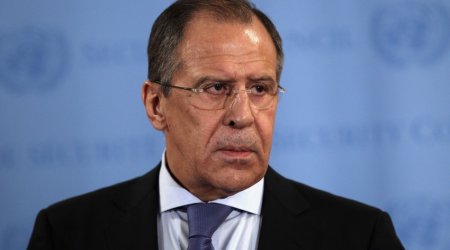 Lavrov Bakıda “Qardaşlıq Məzarlığı” Əbədi Xatirə Kompleksini ziyarət etdi - FOTO