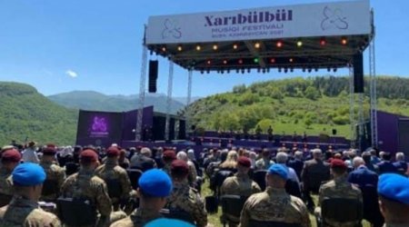 “Xarıbülbül” festivalında TƏSİRLİ ANLAR - VİDEO