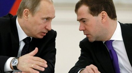 Medvedev Putini partiyanın qurultayına dəvət etdi