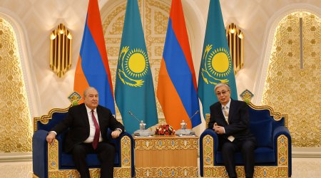 Qazaxıstan prezidenti Ermənistanı “dost ölkə” adlandırdı - FOTO