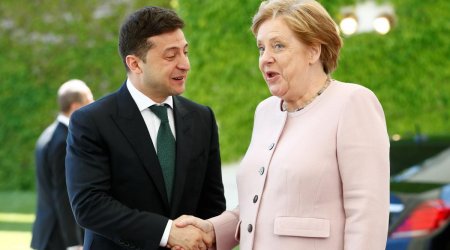 Merkel Zelenskini Berlinə dəvət etdi