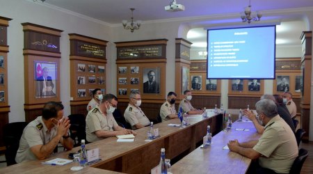 NATO Quru Qoşunları Komandanlığının nümayəndə heyəti Hərbi Akademiyada - FOTO