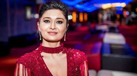 Nurgül Yeşilçay sevgilisi ilə tətildə - FOTO