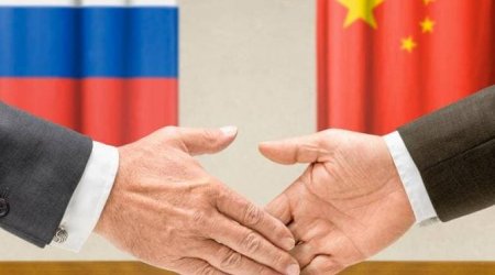 Rusiya və Çin yaxın qonşuluq, dostluq və əməkdaşlıq müqaviləsini uzatdılar 