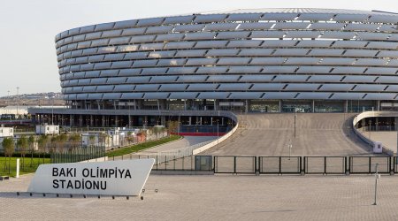 UEFA Bakı Olimpiya Stadionunu təltif etdi - FOTO