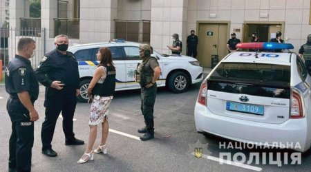 Kiyevdə bir nəfər polis məmurlarına atəş açdı – 2 yaralı var 