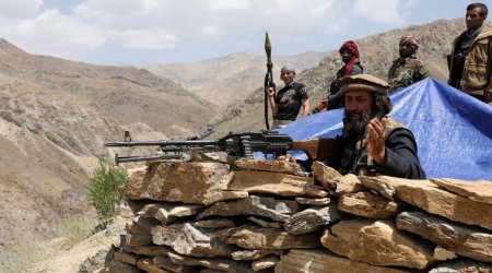 “Taliban” Pakistanla sərhəd məntəqəsini də ələ keçirdi
