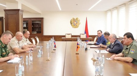 Sülhməramlıların yeni rəhbəri İrəvanda - FOTO