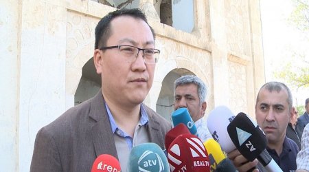 Qazaxıstan rəsmisi: “Ağdamda hər yeri viran qoyublar”