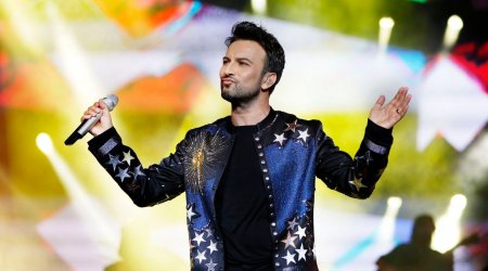 Tarkan ətək geyindi - FOTO