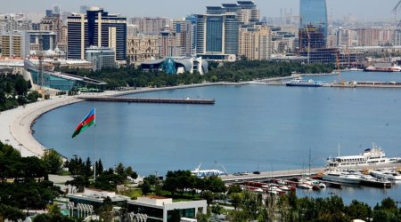 İran Azərbaycanla sərhəddə