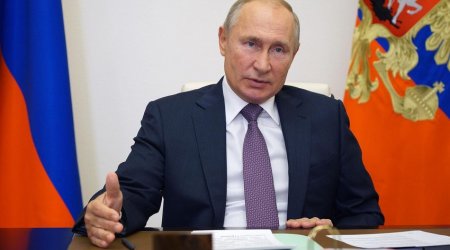 Kremldən AÇIQLAMA: “Putin hakimiyyət dəyişikliyinin tərəfdarıdır”