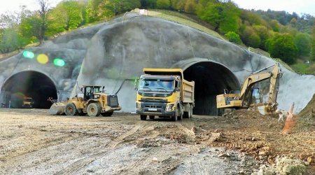 Murovdağ tunelinin inşası belə davam etdirilir - FOTO 