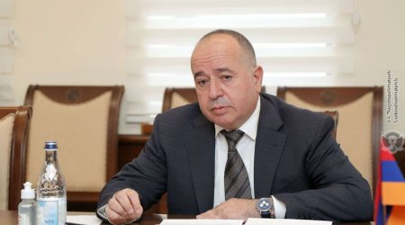 Ermənistanın müdafiə naziri Rusiyaya getdi - SƏBƏB