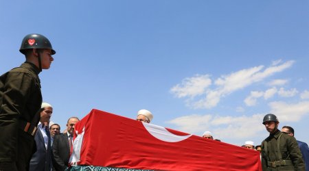 Türk hərbçi şəhid oldu - FOTO 