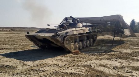 Azərbaycan Ordusunun döyüş maşınları hazırlıq vəziyyətinə gətirildi - VİDEO