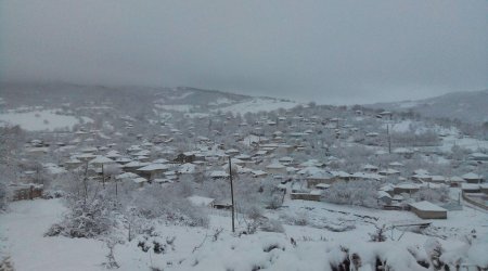 Qubaya qış gəldi – Bir çox kəndlərə qar yağdı - FOTO