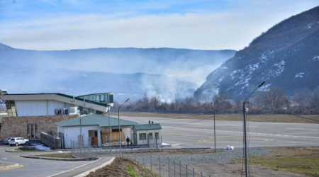 İrəvan-Qafan reysi yenə ləğv edildi - Azərbaycan hərbçiləri aeroportun bir addımlığındadır