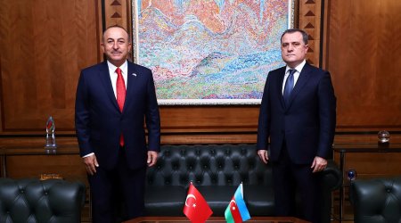 Ceyhun Bayramov Çavuşoğlu ilə bu məsələləri müzakirə etdi