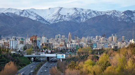 Tehranda dəhşətli cinayət: Polis iki qızı şkafda, birinin cəsədini isə plastik kisədə tapdı – VİDEO