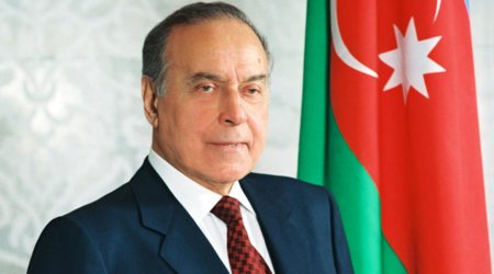 Ümummilli lider Heydər Əliyevin vəfatından 18 il ötür - VİDEO