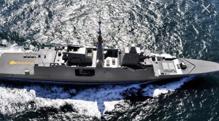 Fransanın hərbi gəmisi Qara dənizə girdi – Rusiya donanmasından VİDEO
