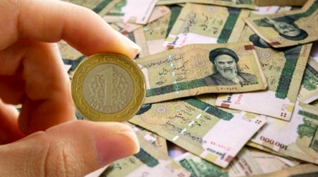 İranda qəpik pullar kilo ilə satılır - VİDEO