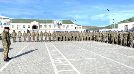 Baş Qərargah rəisi komandolarla görüşdü - FOTO