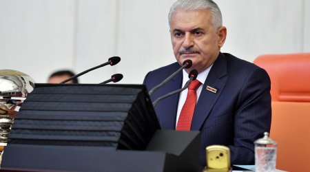 Binəli Yıldırım 20 Yanvar şəhidlərini andı