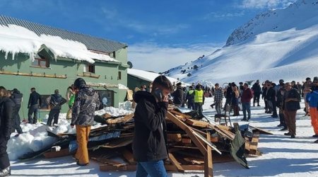 Antalyada xizək mərkəzində çardaq uçdu -  8 yaralı var