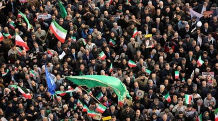 İranda yenidən kütləvi etirazlar başladı – VİDEO  
