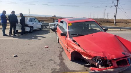 Yevlaxda qadın sürücü zəncirvari qəza törətdi - FOTO